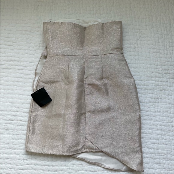 Lulu’s Dress - Picture 2 of 2